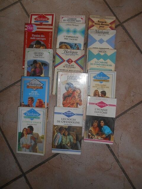 LOT DE 17 ROMA?S HARLEQUIN 36 Saint-Denis-en-Val (45)