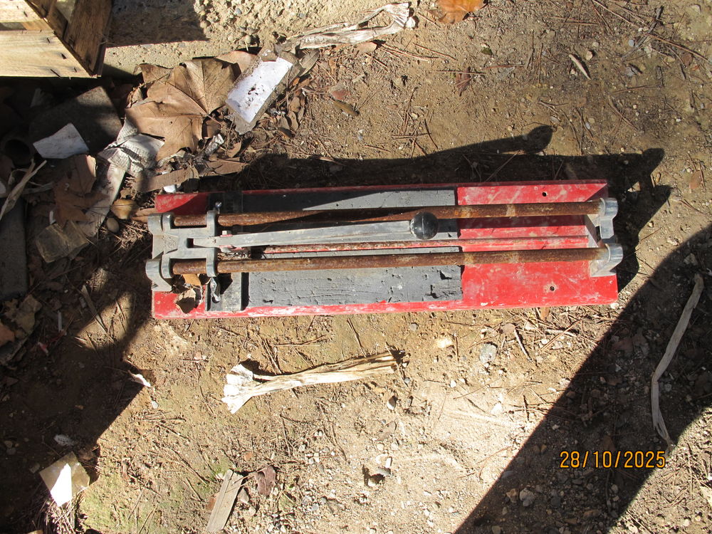 carrelette et coupe carrelage Bricolage