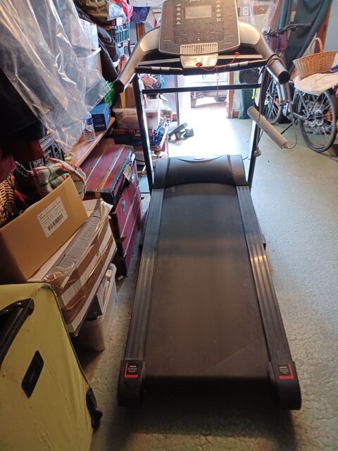 Tapis de course �lectrique avec �cran 300 Auxerre (89)