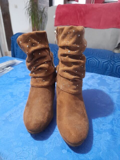 Bottines pointure 41 6 Hescamps (80)