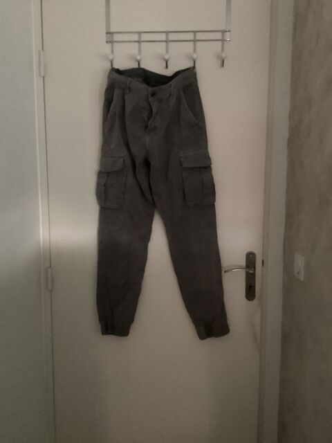 Pantalon gris 5 Lyon 8 (69)