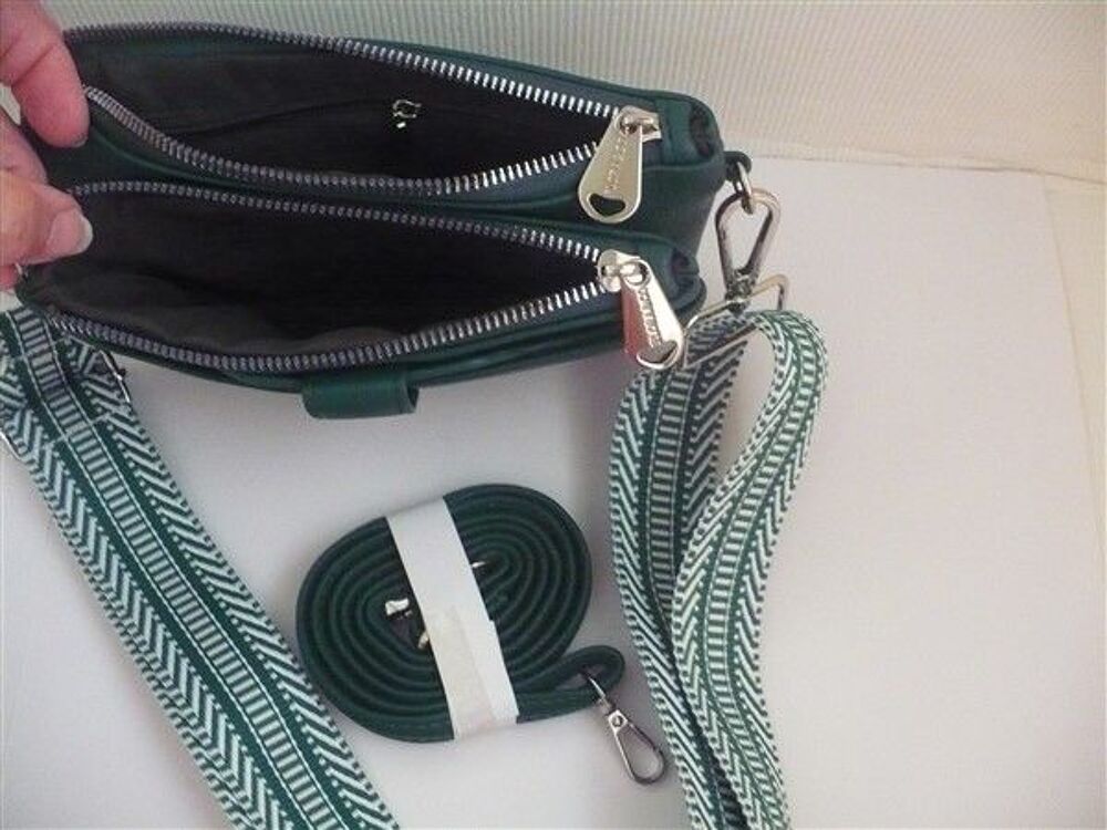 Pochette Sac Flora Co Paris - 2 Bandouli&egrave;res +Porte cartes Maroquinerie