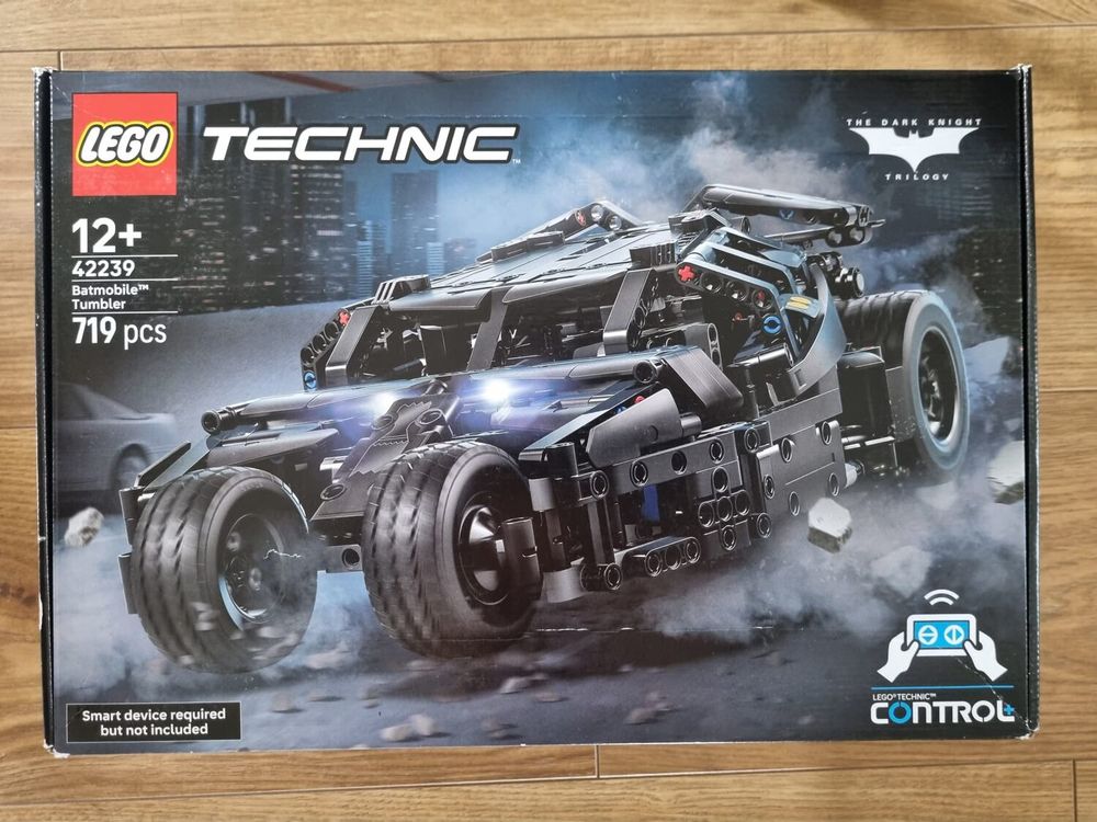 LEGO Technic 42239 Batmobile Tumbler - Batman marvel Jeux / jouets