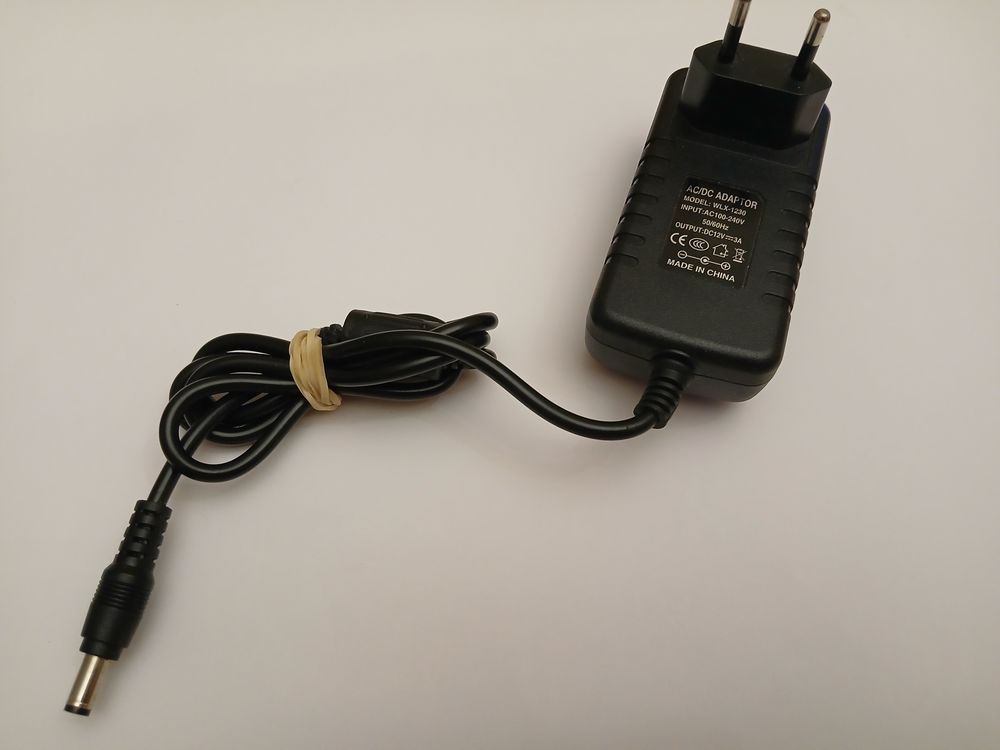 Adaptateur ref WLX-1230 pour PC ou autre Audio et hifi