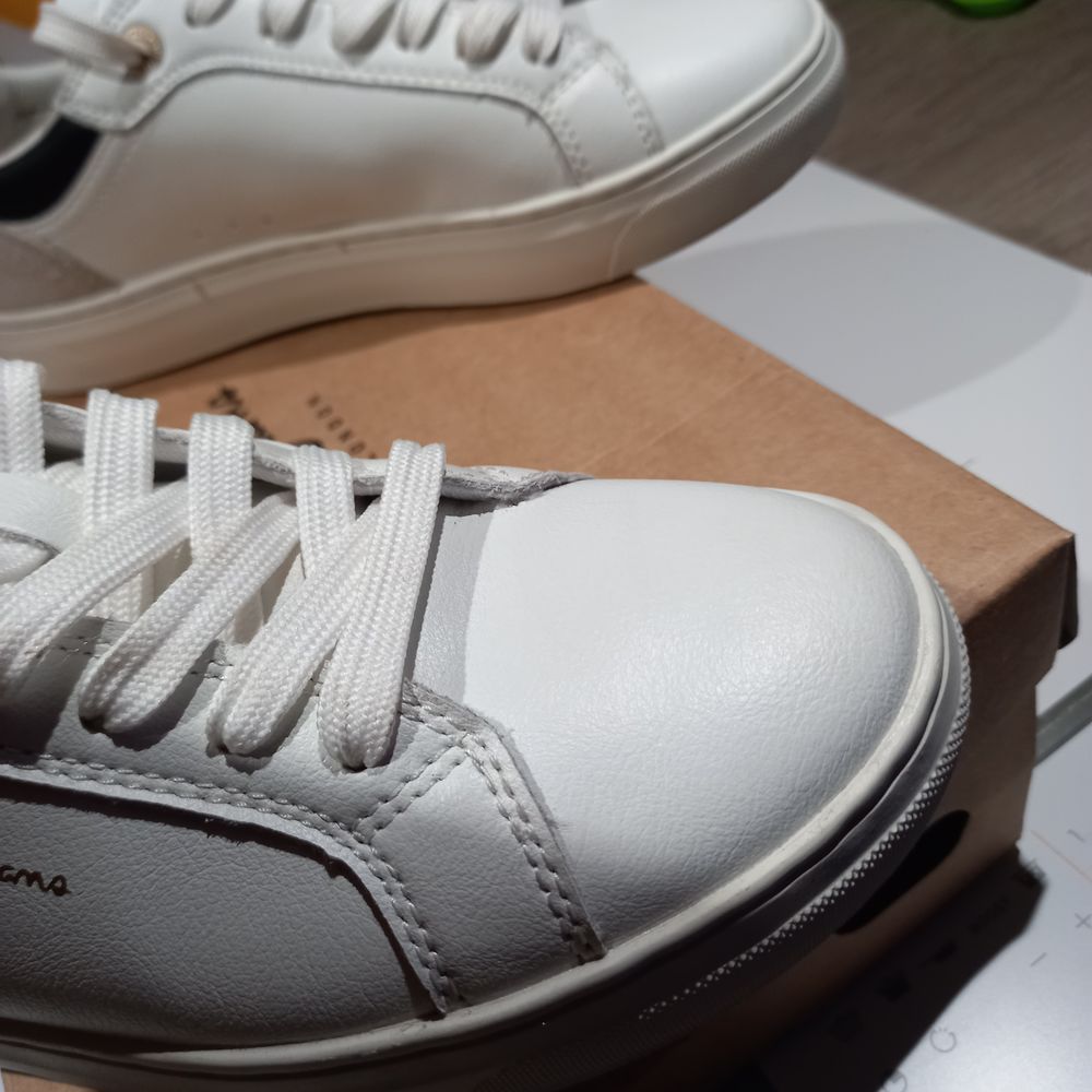 Baskets basses femme? blanc Pepe Jeans pointure 38 neuves
CA Chaussures
