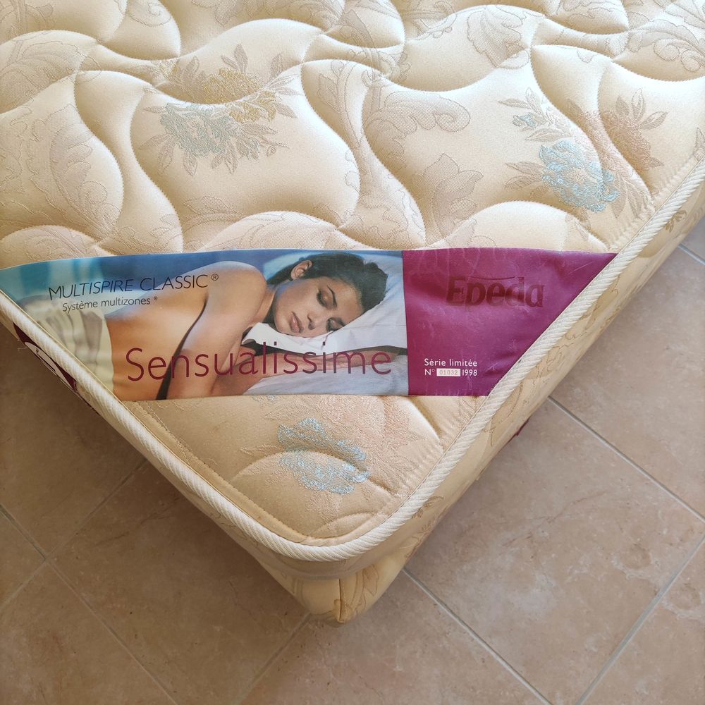 Sommier et matelas 140x190cm Meubles