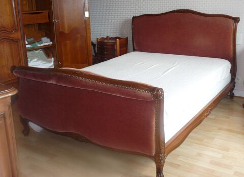 Lit merisier 2 personnes style Louis XV Saint-Priest-Taurion (87)