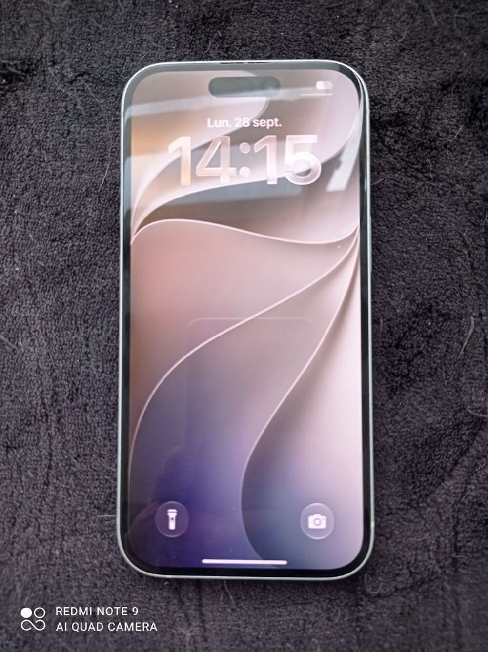 Iphone 15 bleu neuf Téléphones et tablettes