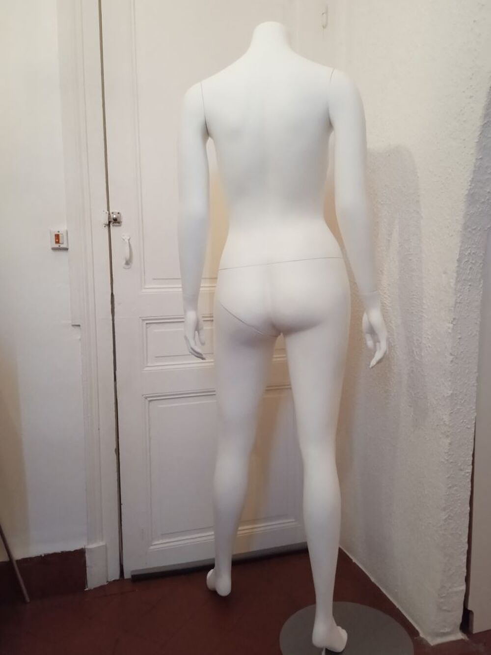 Mannequin Femme blanc sans t&ecirc;te Dcoration