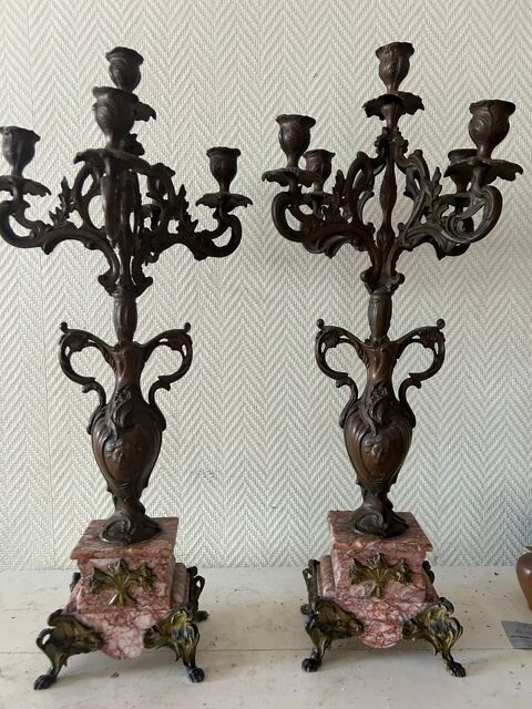Paire de chandeliers en métal et marbre rose 10 Saint-Vaast-en-Auge (14)