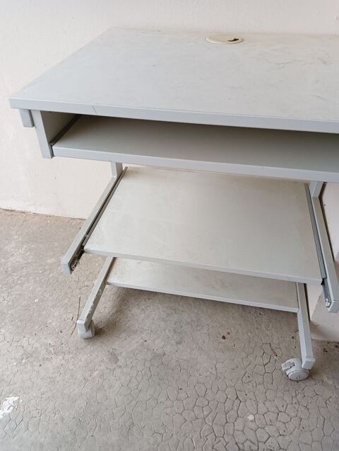 Table bureau 5 Haguenau (67)