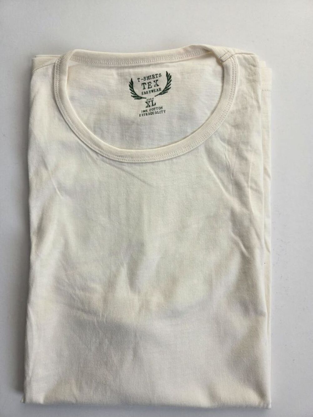 D&eacute;bardeur homme blanc ? Taille XL ? Neuf jamais port&eacute; Vêtements