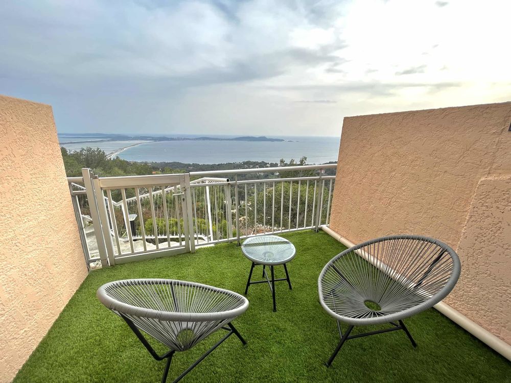 Vente Appartement Studio vue mer Hyères
