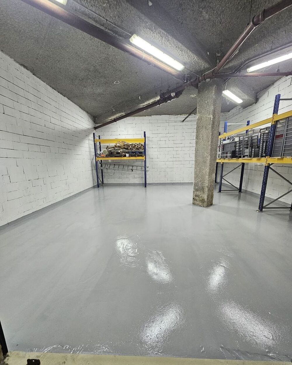 Location Parking/Garage LIEU DE TOURNAGE ATYPIQUE 85 m² ? PARIS EST Bagnolet