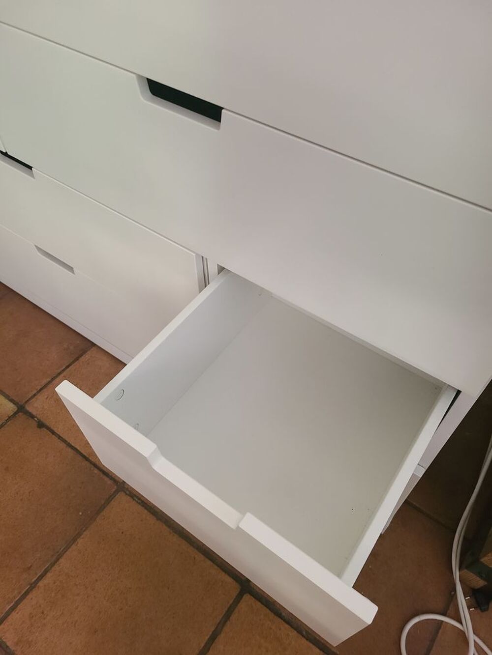 Commode ikea (valeur 390€)blanche, &agrave; venir retirer sur place Meubles