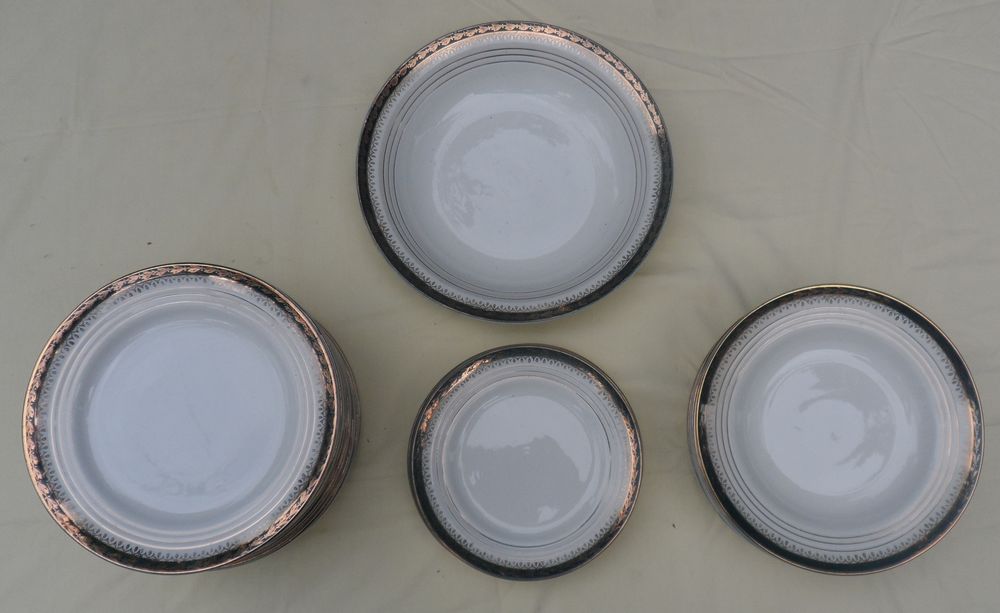 Service semi-porcelaine de CERANORD FRANCE des ann&eacute;es 45/50 Cuisine