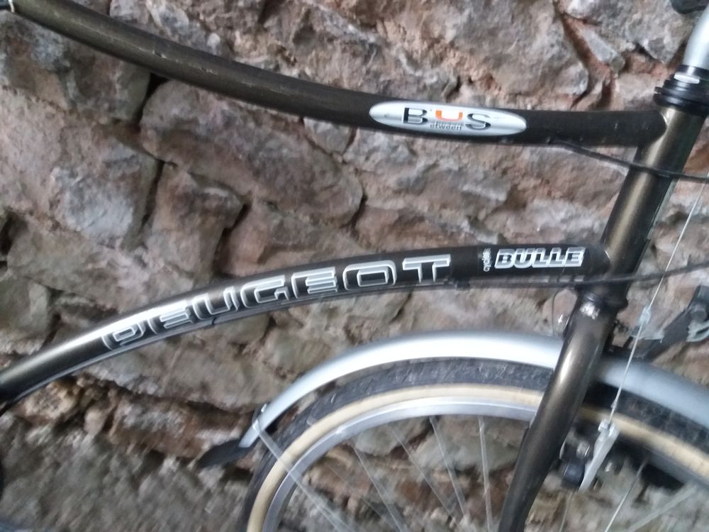 V&eacute;lo de ville femme "Peugeot" - "Bus Etween" V�los