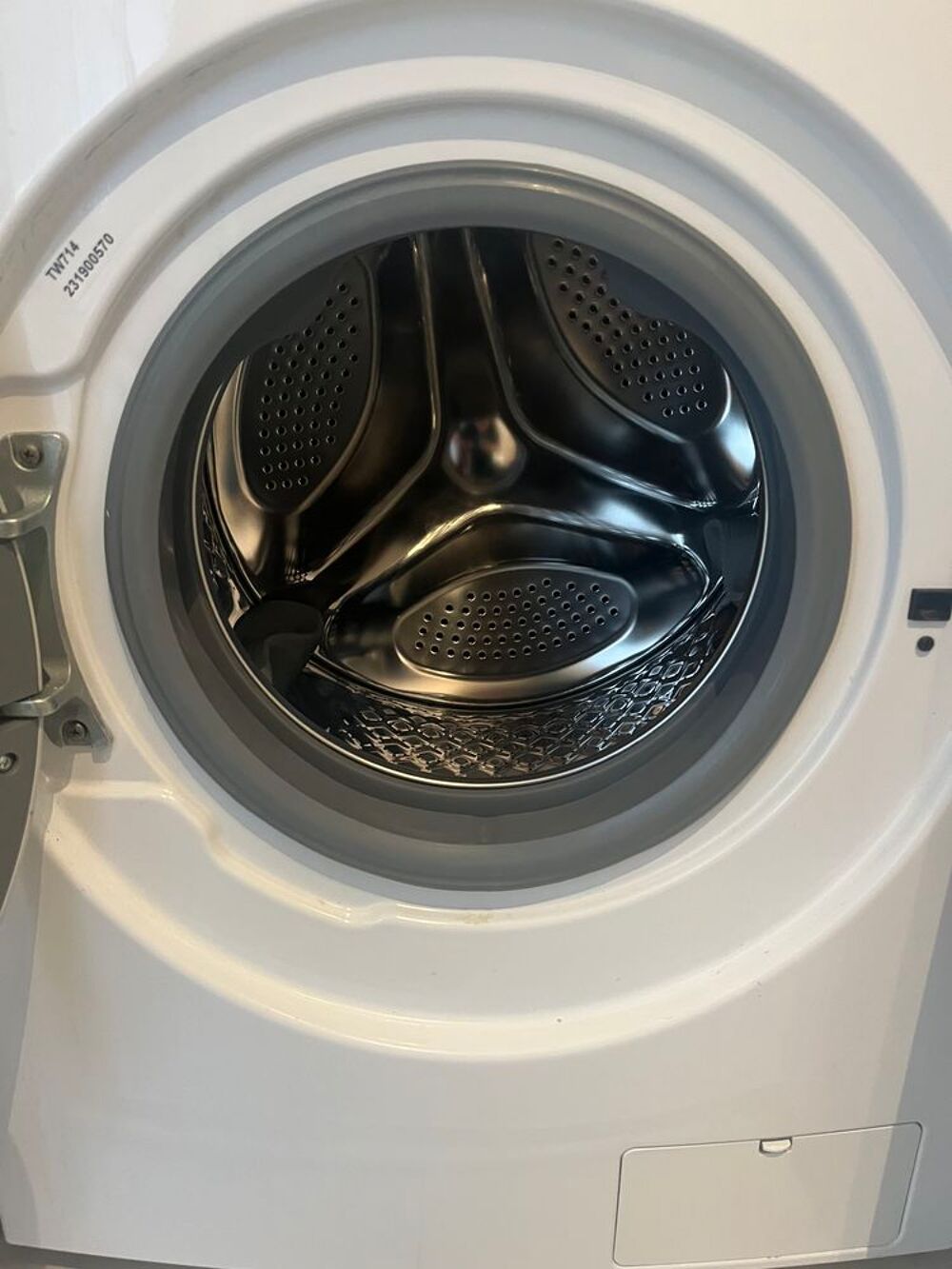 Lave linge Thomson Electroménager