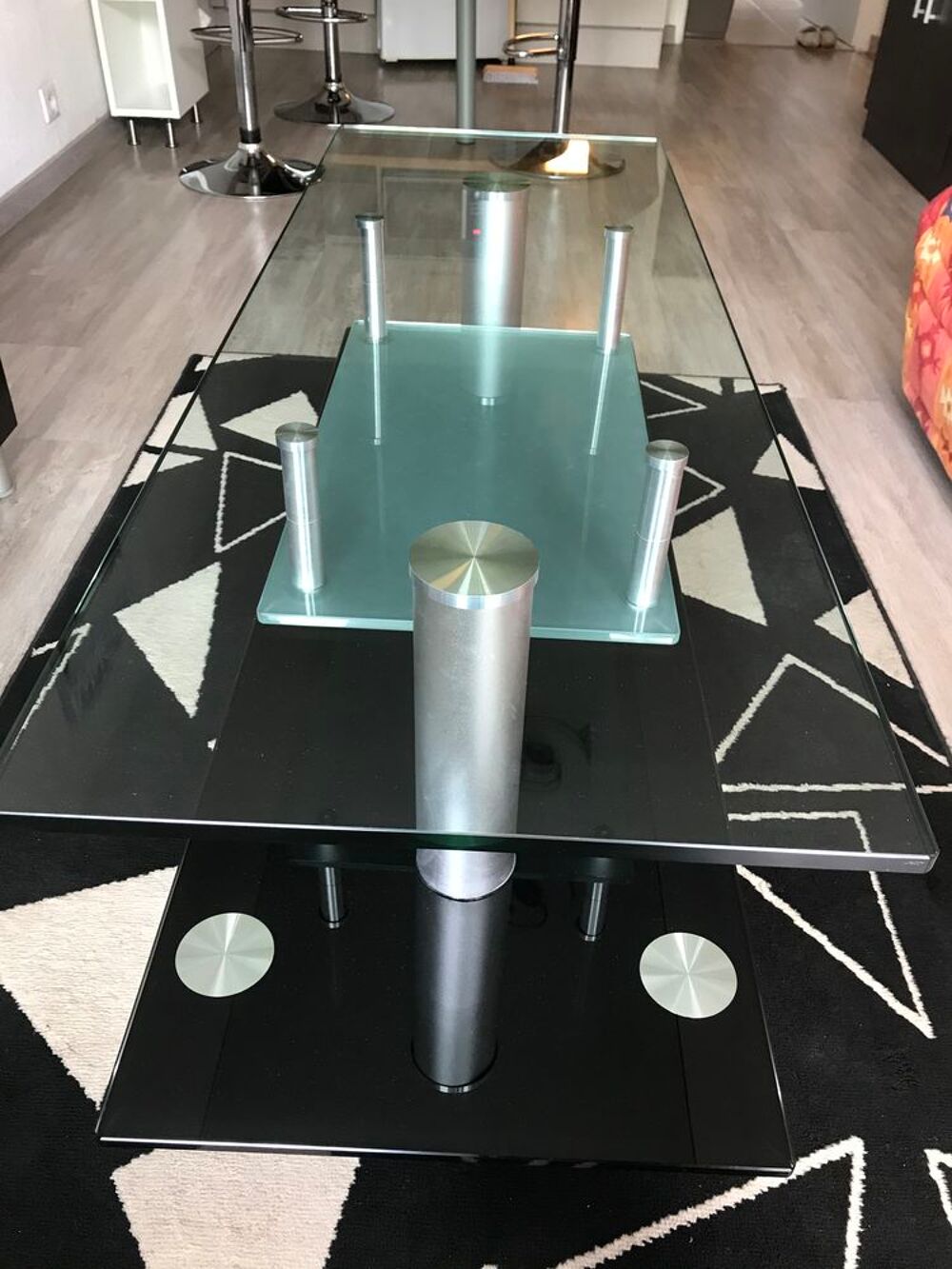 TABLE ROCHE BOBOIS EN VERRE Meubles