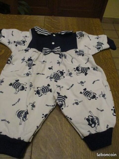 Combinaison cr�me motifd bleu marine 0 M�rignies (59)