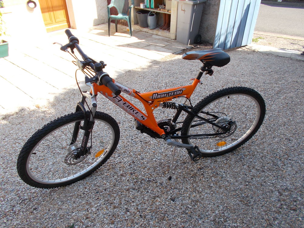 vtt a bikes lliance 26 pouces 2 freins a disque comme neuf Vélos