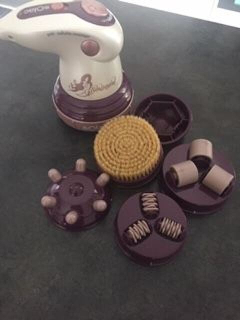 MASSEUR ANTI-CELLULITE MARQUE SOLAC + ACCESSOIRES 25 Marly-le-Roi (78)