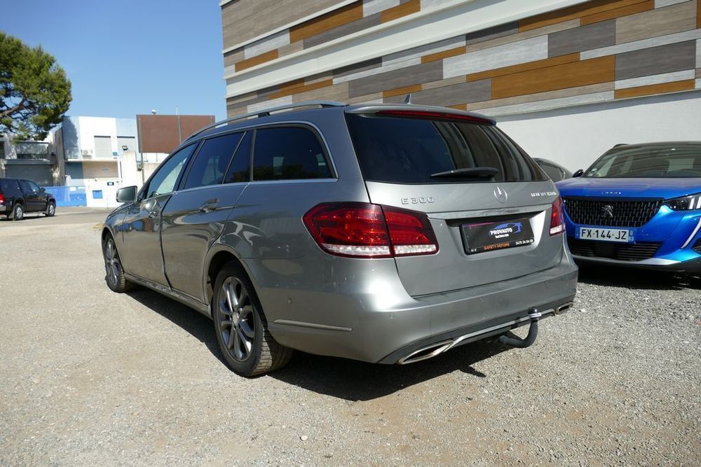 Classe E Break 300 BlueTEC HYBRID A 2013 occasion 13600 La Ciotat