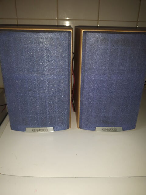 Enceintes. 48 Valence (26)