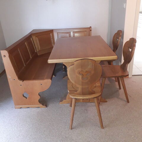 Ensemble Banc de coin +table +4 chaises alsacienne 0 Horbourg-Wihr (68)