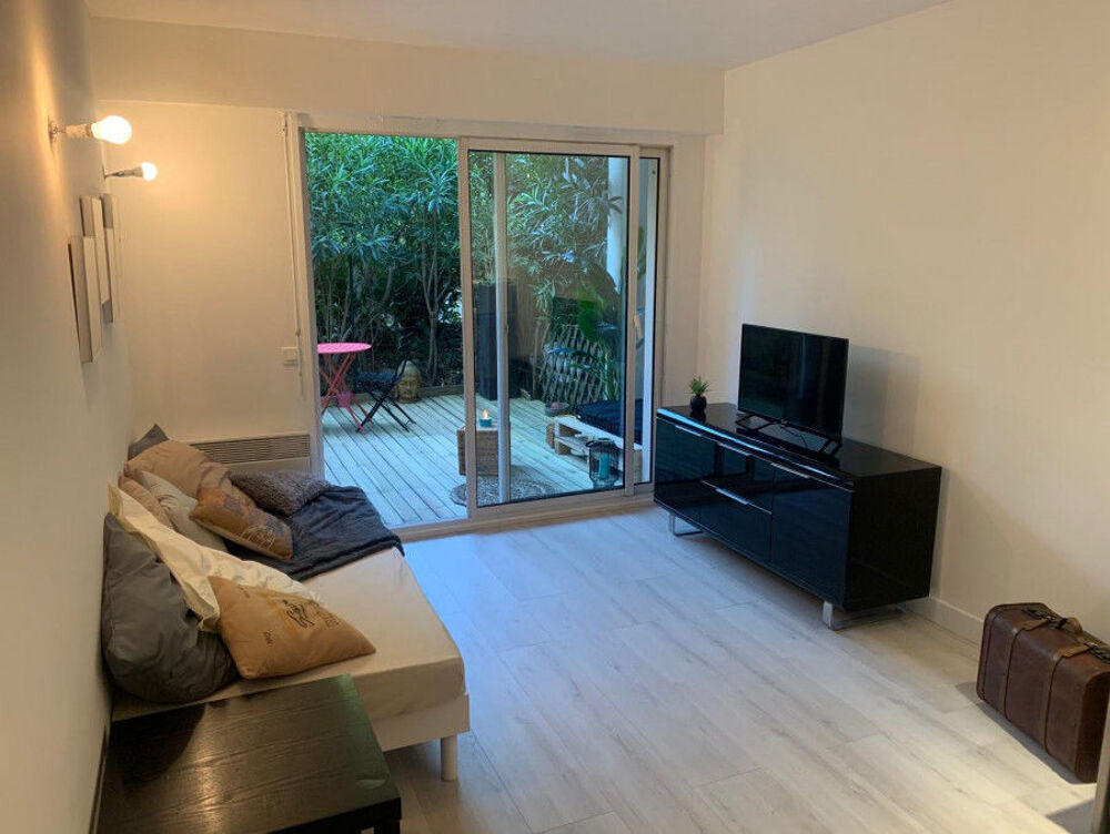    Magnifique studio avec terrasse à deux pas de la mer Provence-Alpes-Côte d'Azur, Nice (06200)