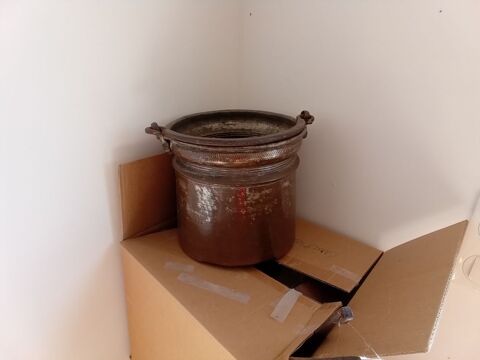 Casseroles en cuivre 10 Seillans (83)