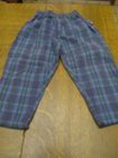 Petit pantalon 2 ans �cossais violet et motifs 0 M�rignies (59)