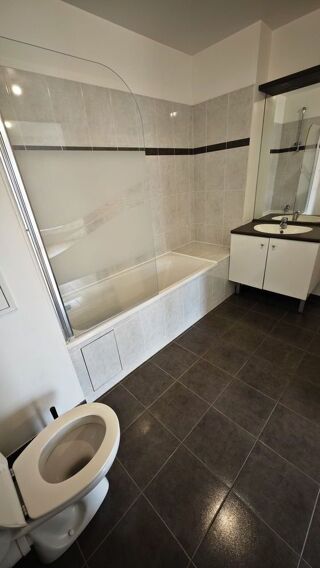  Appartement � louer 2 pi�ces 36 m� Issy-les-moulineaux