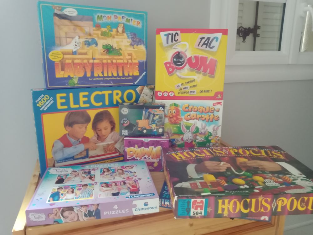 divers jeux et jouets enfants Jeux / jouets