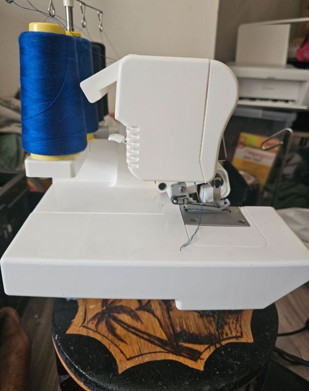 Surjeteuse Singer Ultralock 