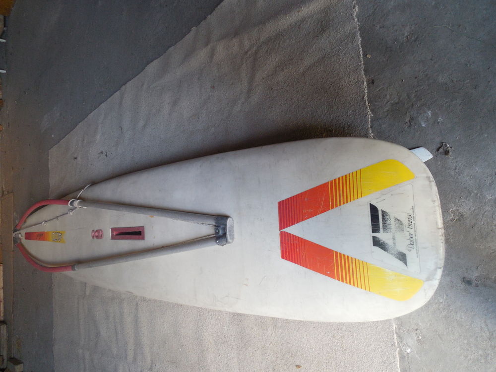 planche &agrave; voile et paddle Sports