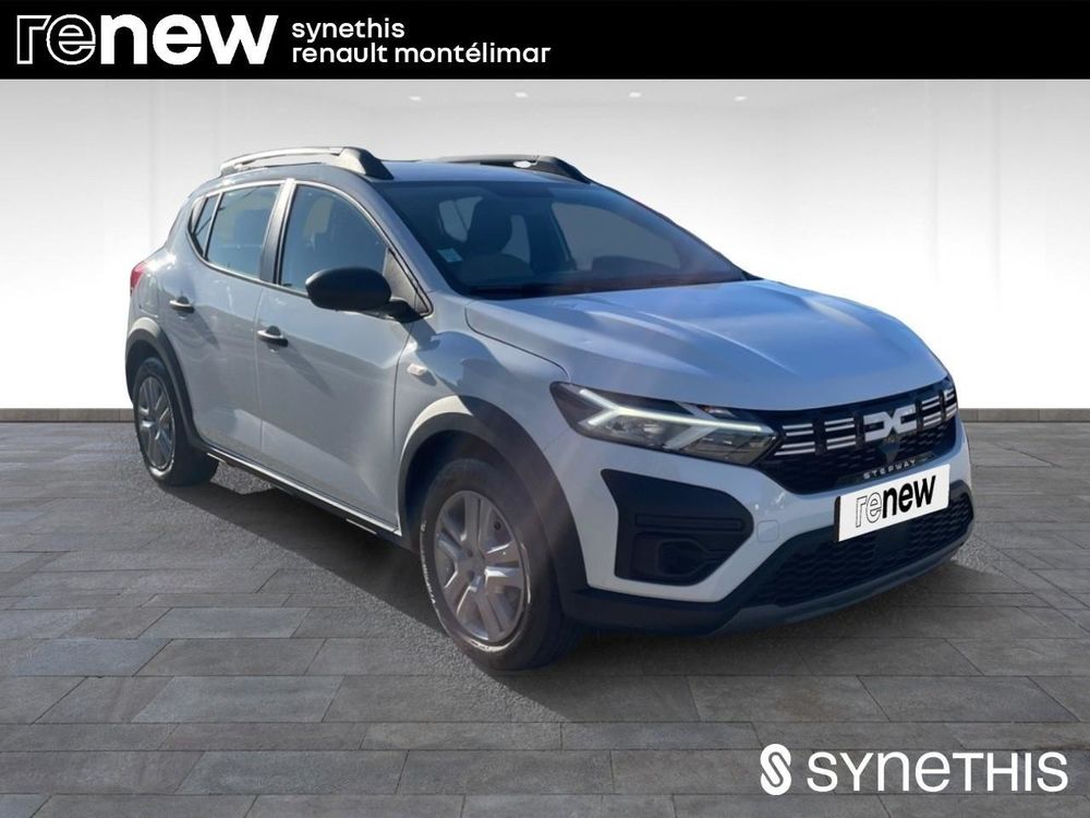Sandero ECO-G 100 Stepway Essential 2023 occasion 26200 Mont&eacute;limar