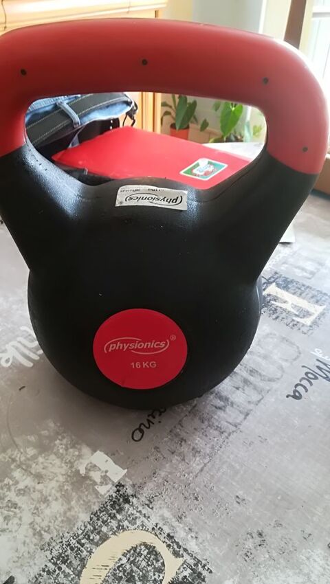 Medecine  12kg et  kelltebell 16kg 45 Ploemeur (56)