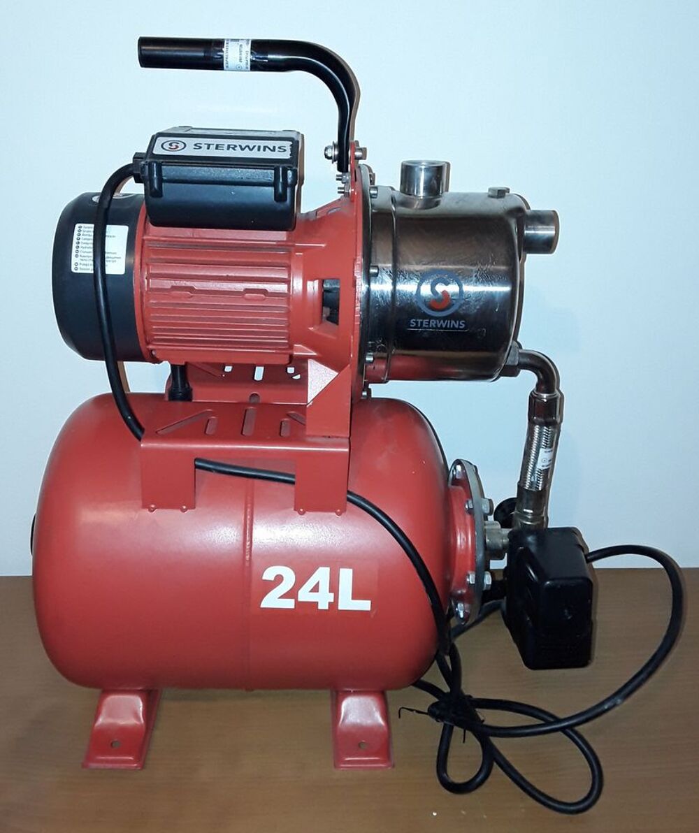 POMPE D'ARROSAGE STERWINS 900W JET 2. NEUVE JAMAIS UTILIS&Eacute;E Bricolage