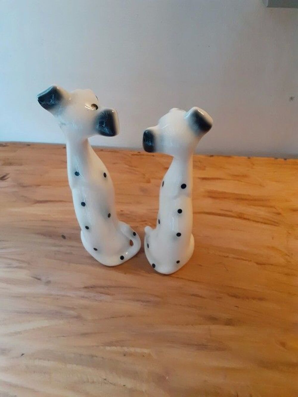 Lot de deux statues dalmatiens
Décoration