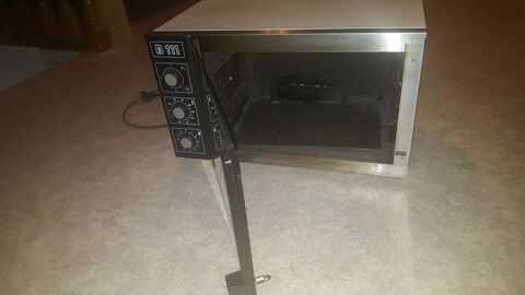 FOUR CHALEUR TOURNANTE GRILL 100 Meisenthal (57)