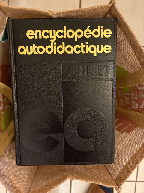  Encyclopédie Autodidactique Quillet. Billiat (01)