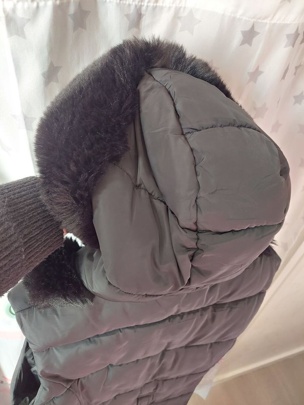 V&ecirc;tements diverses V�tements