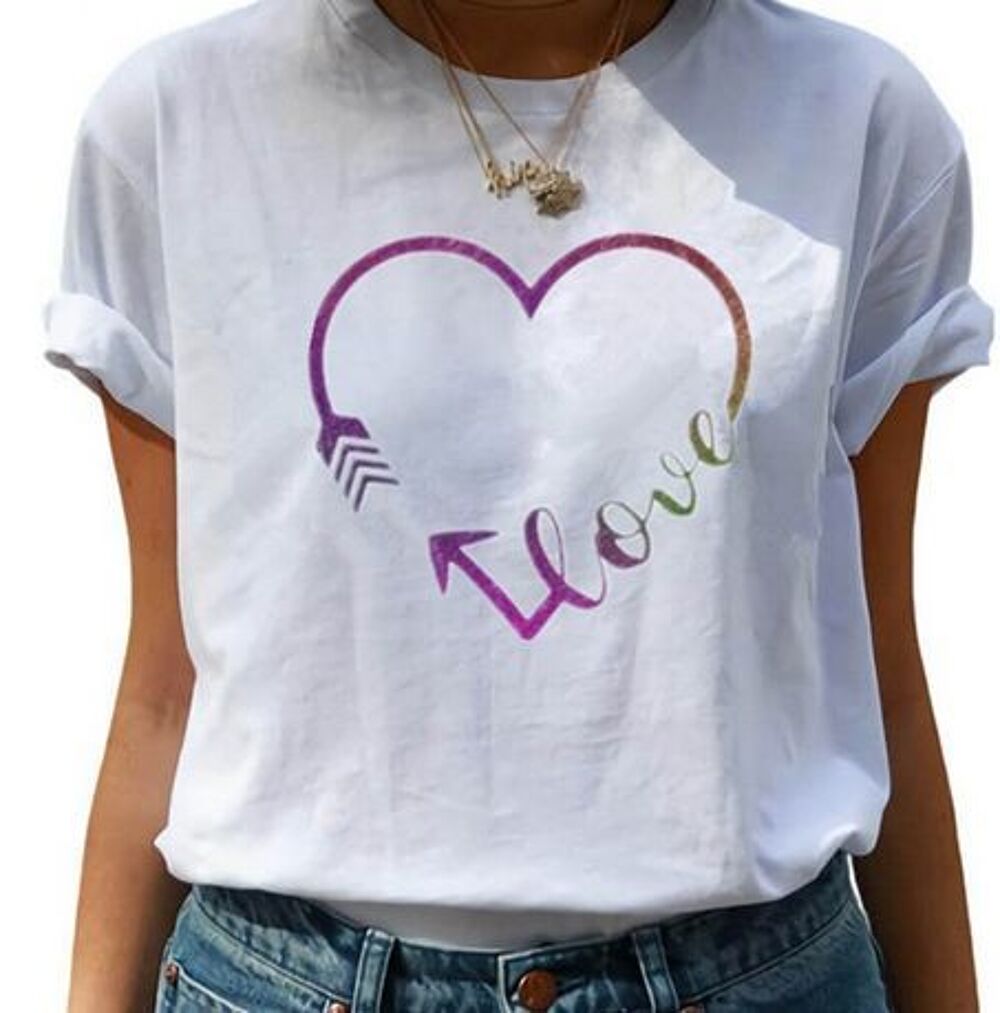 Tee Shirt blanc imprim&eacute; Love avec coeur Vêtements