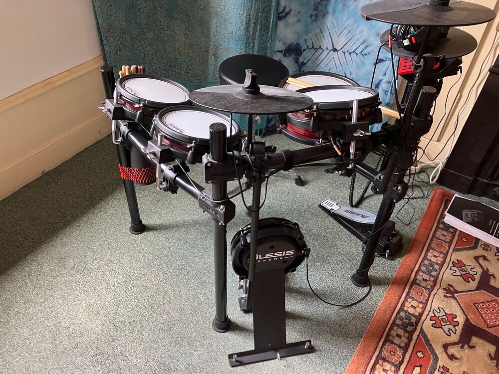 ALESIS NITRO PRO Instruments de musique