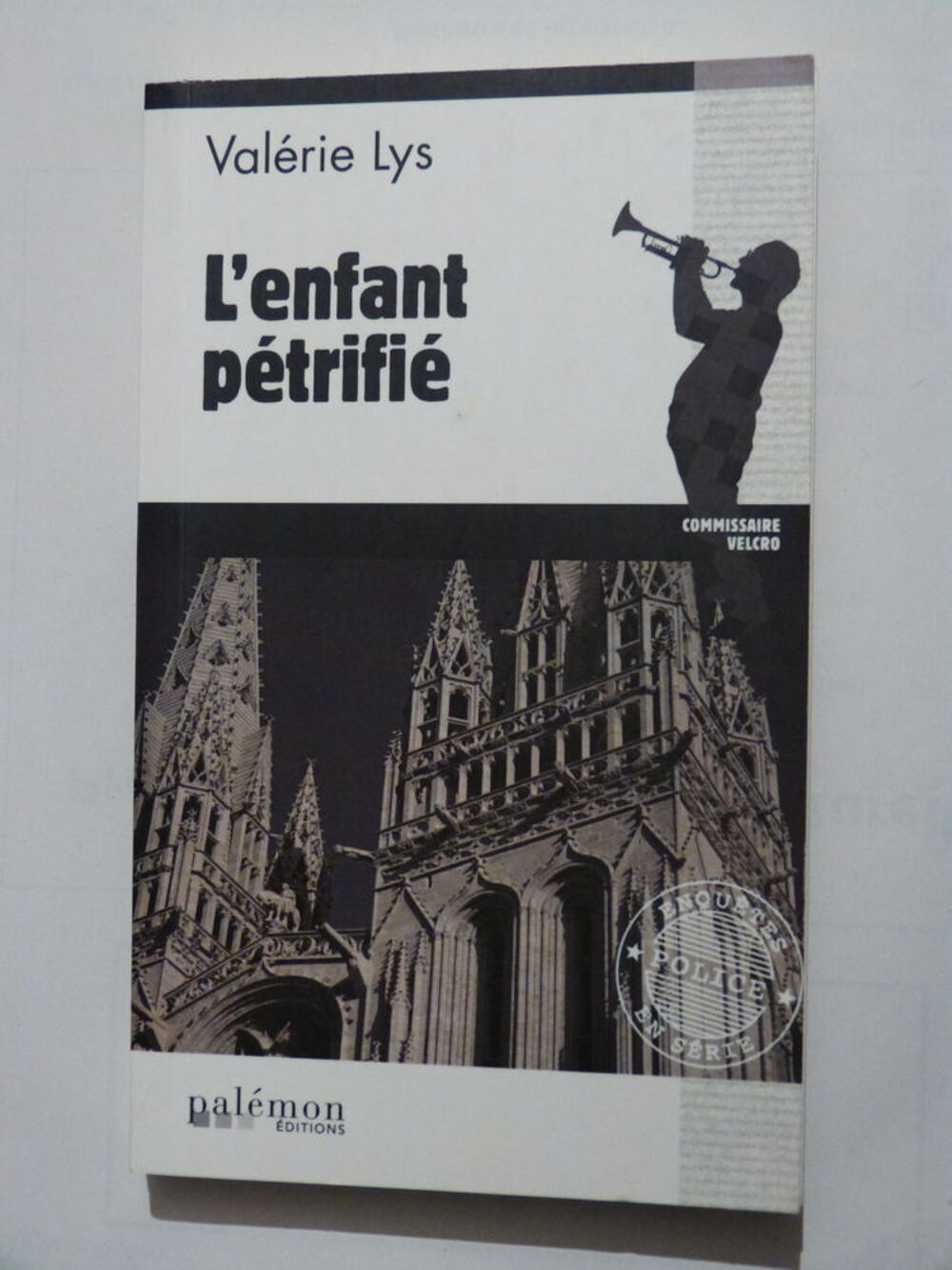 L' ENFANT PETRIFIE roman policier PALEMON Livres et BD