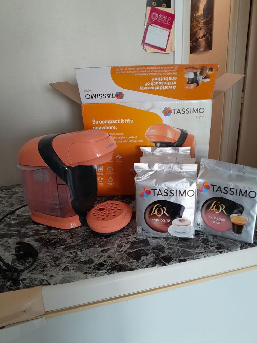 Tassimo tr&egrave;s peu servie Electroménager