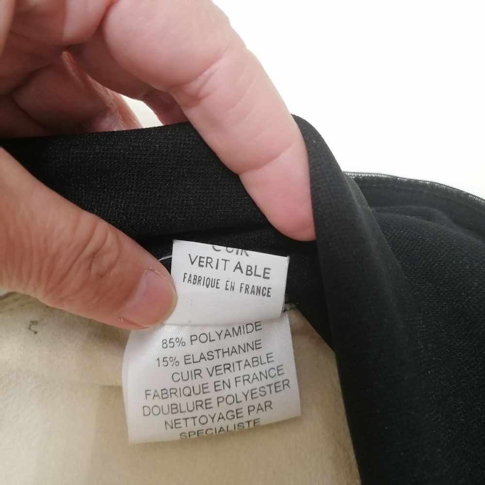 Robe cuir v&eacute;ritable Vêtements