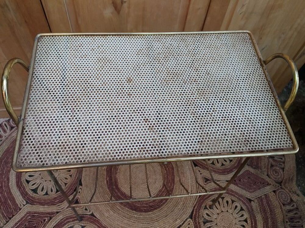 Table Porte Revues Disques Design Style Mat&eacute;got
Meubles