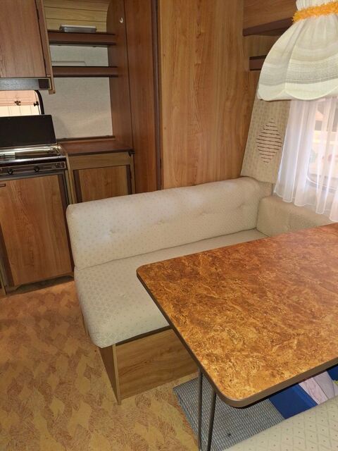 B&Uuml;RSTNER Caravane 1987 occasion Royan 17200